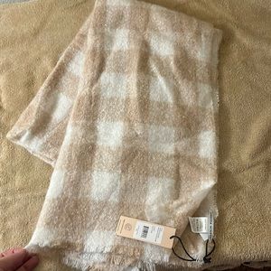 Rebecca minkoff scarf wrap dusty pink